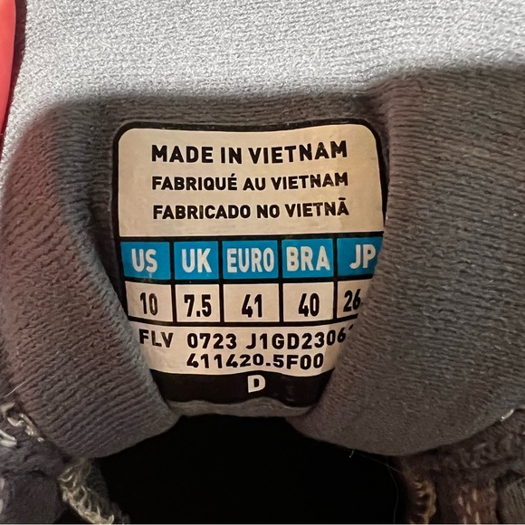 Women’s Mizuno Wave Rider running shoe 10D - Picture 5 of 5